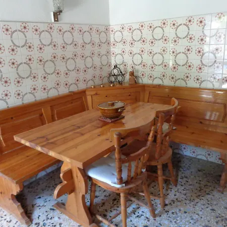 House 3 + Kuche Casa vacanze Virós
