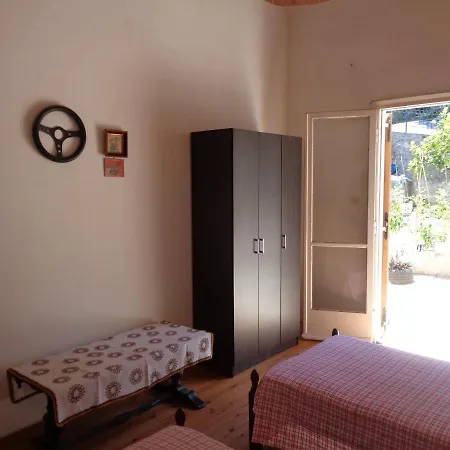 House 3 + Kuche Casa vacanze